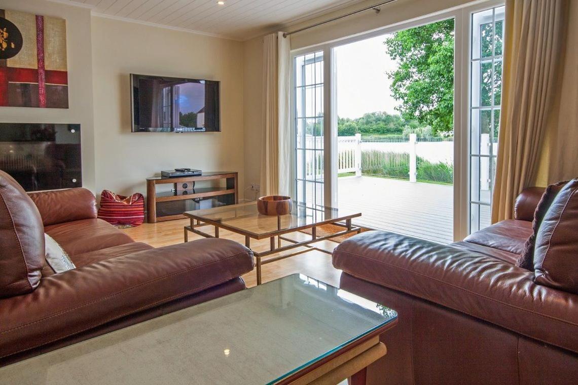 Windrush Lake 65, Sunset Lodge - P サウス・サーニー エクステリア 写真